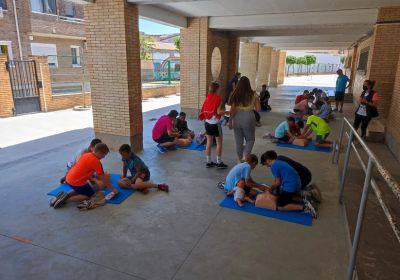 4º ESO. Clase de socorrismo alumnos 5º y 6º del colegio de Grañén